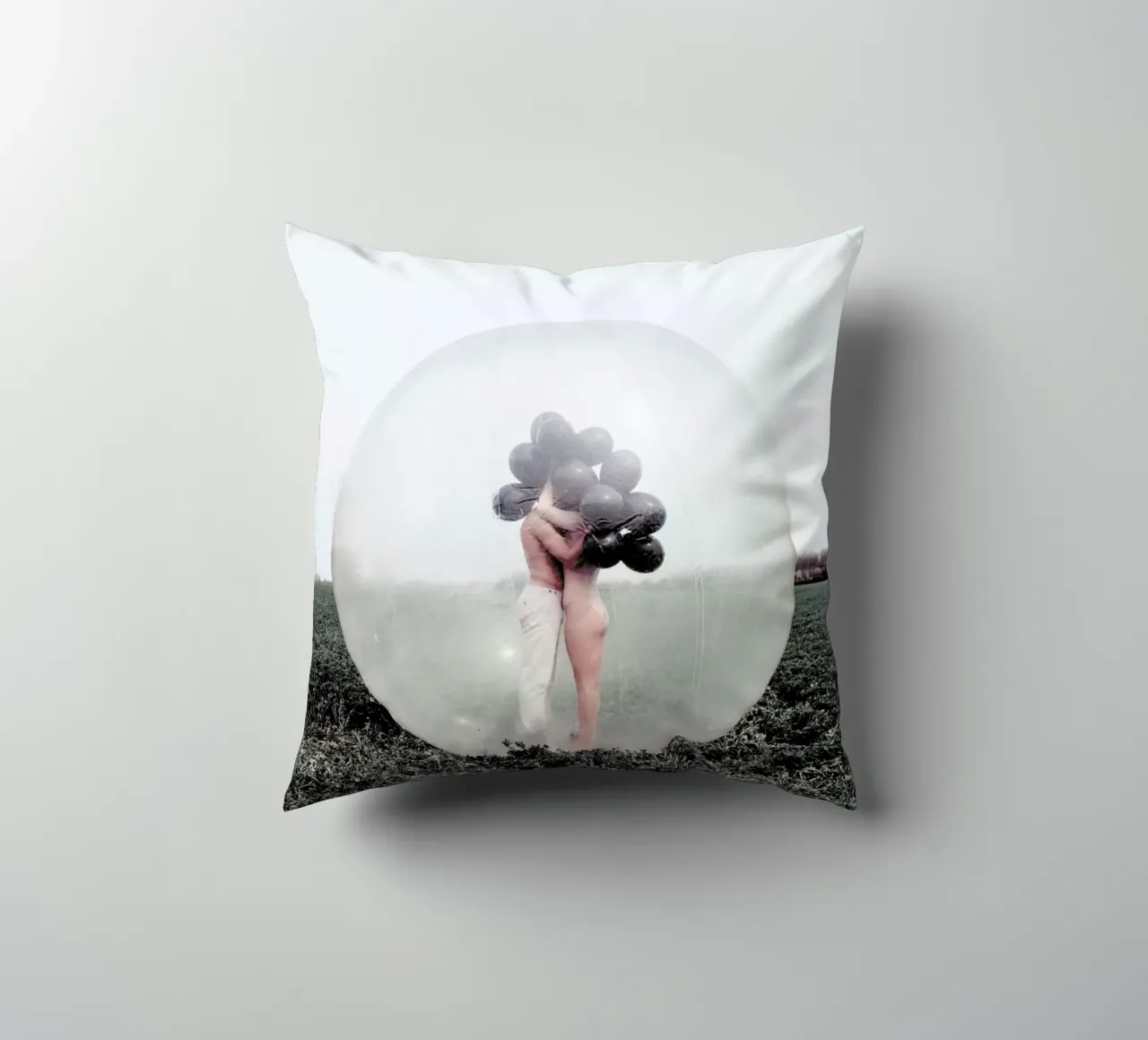 So Close But Yet So Far cuscino da Jovana Rikalo