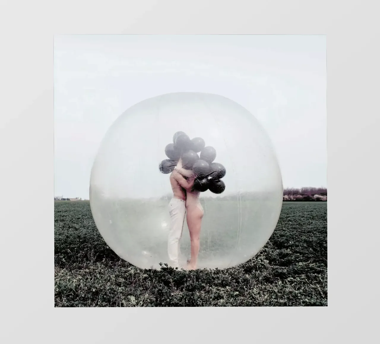 So Close But Yet So Far telo in pvc da Jovana Rikalo