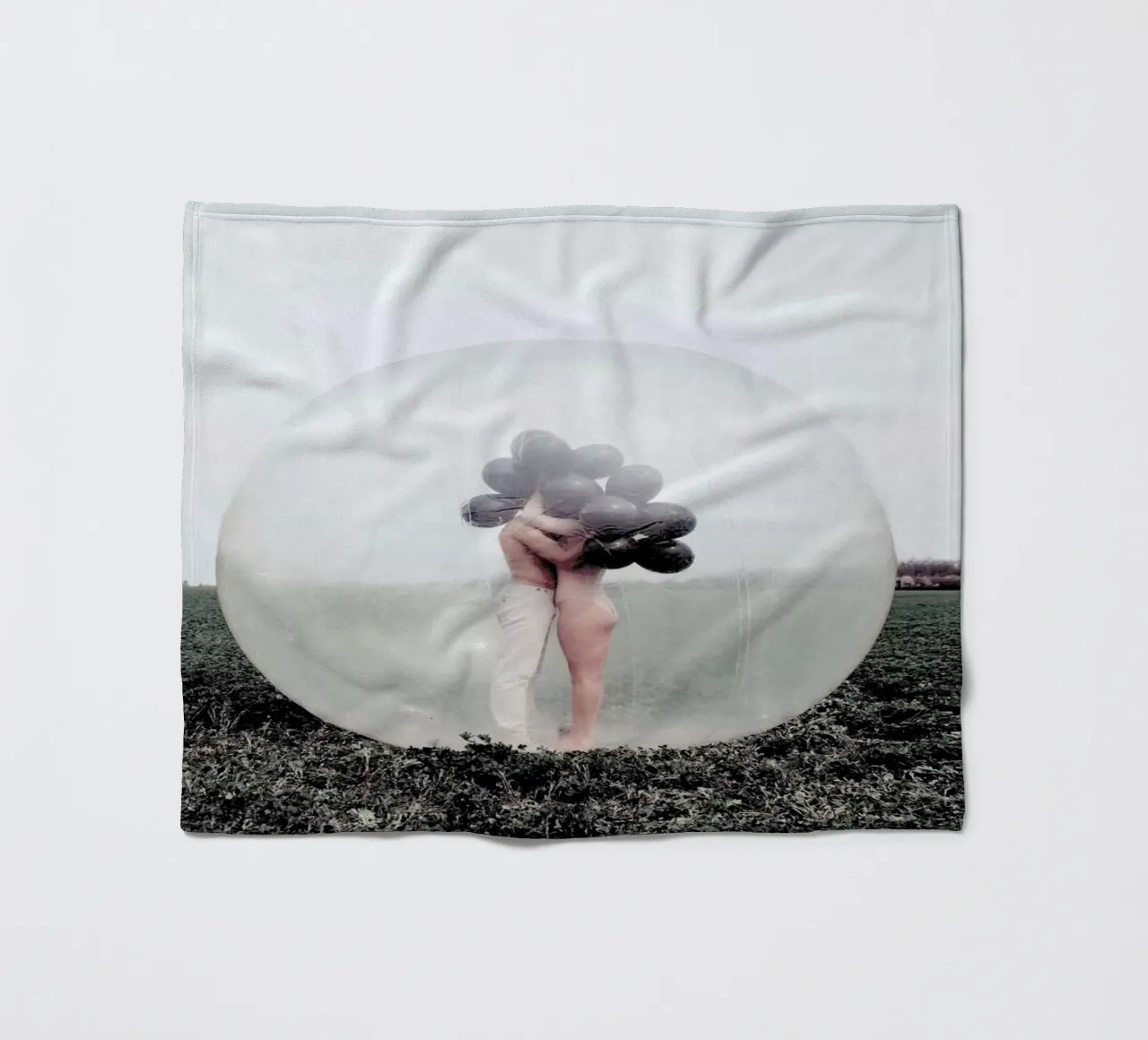 So Close But Yet So Far coperta in pile da Jovana Rikalo