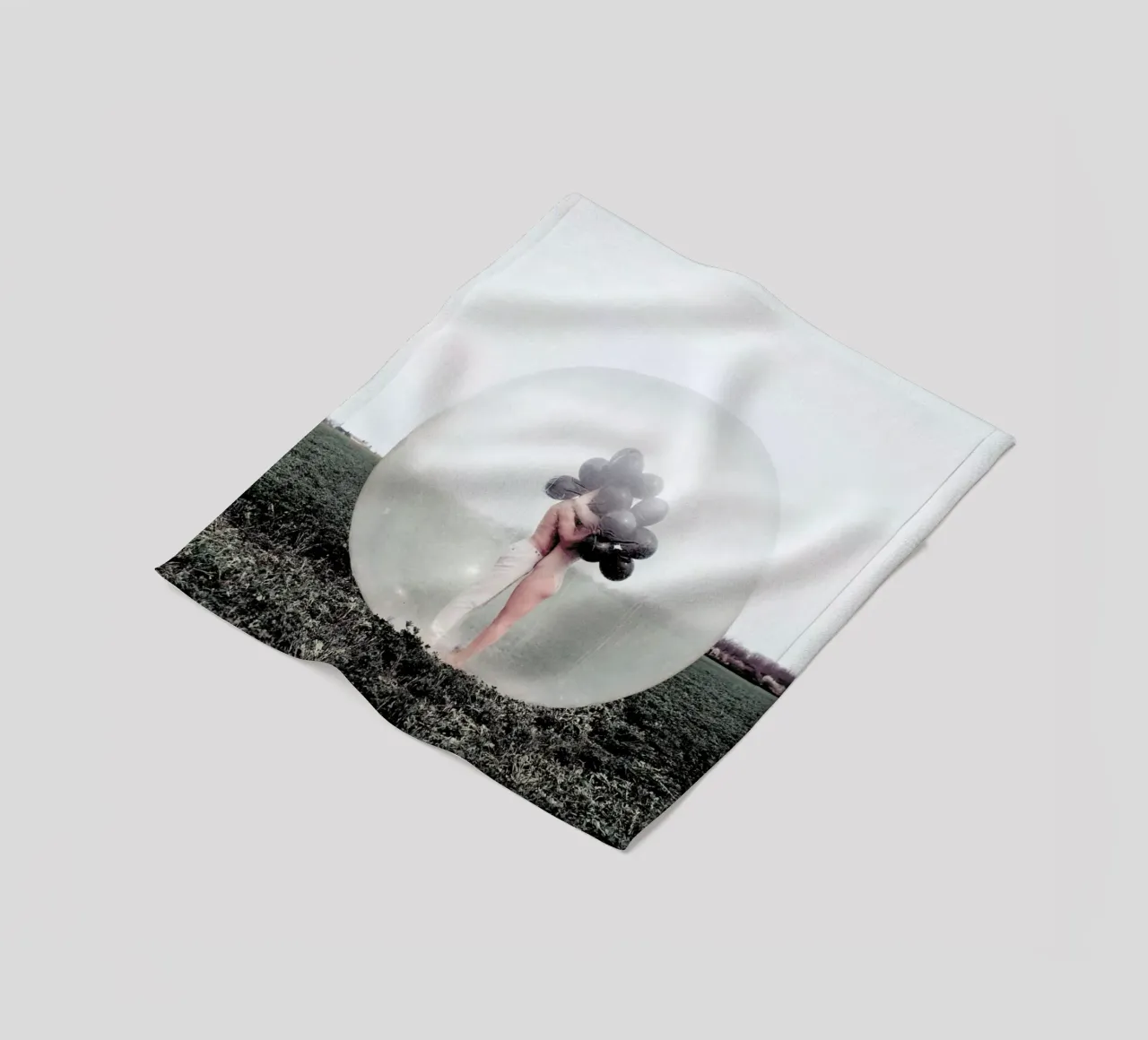 So Close But Yet So Far coperta in pile da Jovana Rikalo