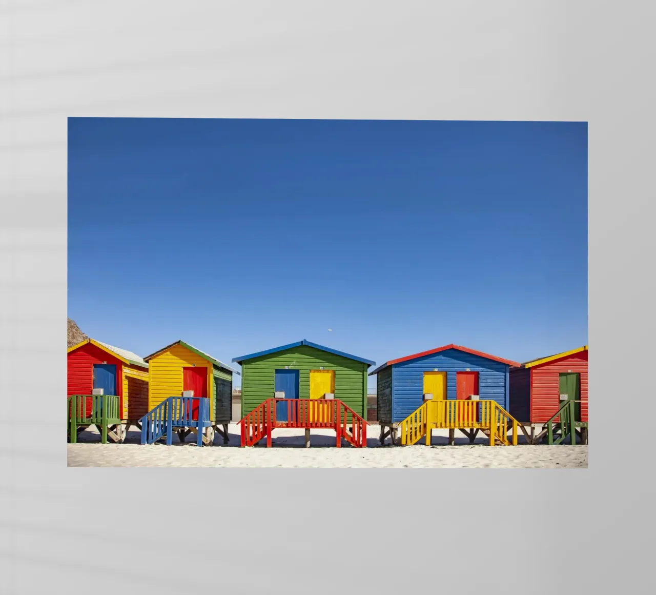 bunte Strandhäuser Kapstadt pellicola backlit da Reisefotografie - Bilder aus aller Welt