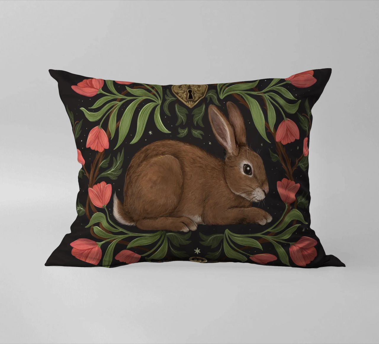 Rabbit In The Secret Garden cuscino da Laura Graves
