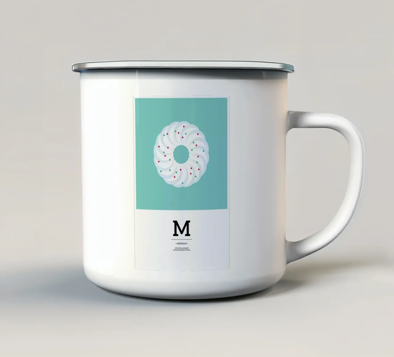 Food Alphabet Xmas Edition M tazza in smalto da BLAEK Design Studio