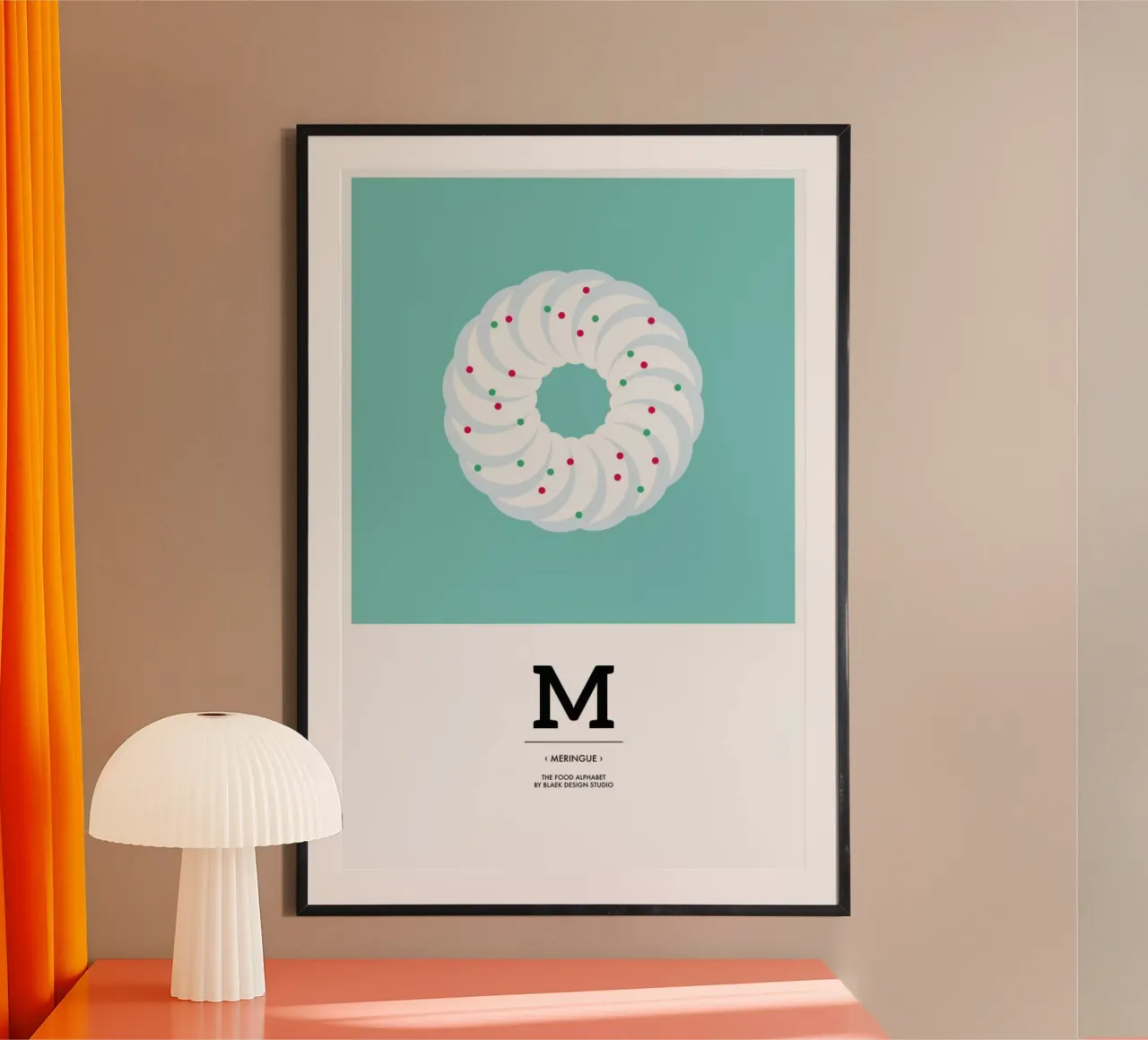 Food Alphabet Xmas Edition M poster con telaio in alluminio da BLAEK Design Studio