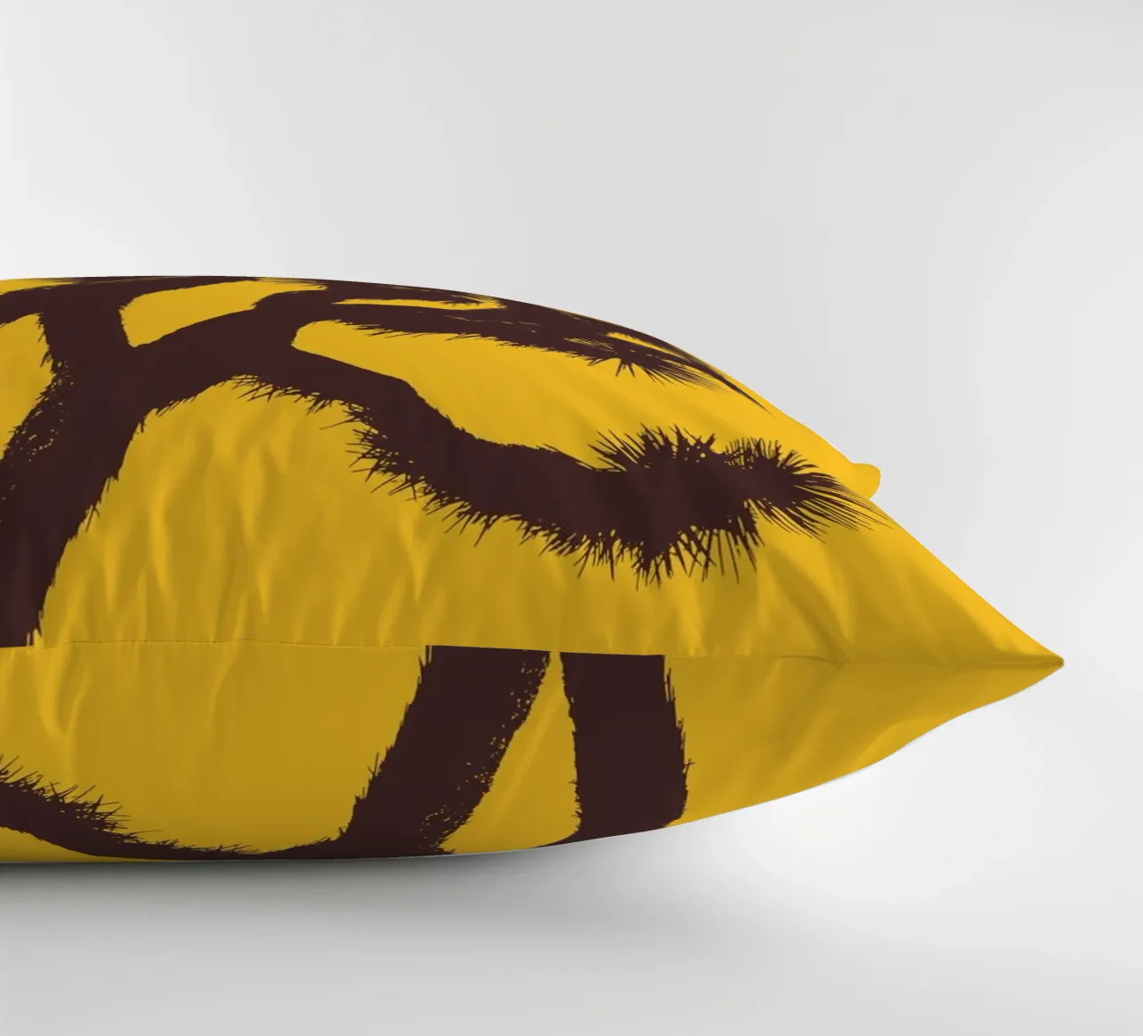 Joshua tree and the moon cuscino da apoloprints