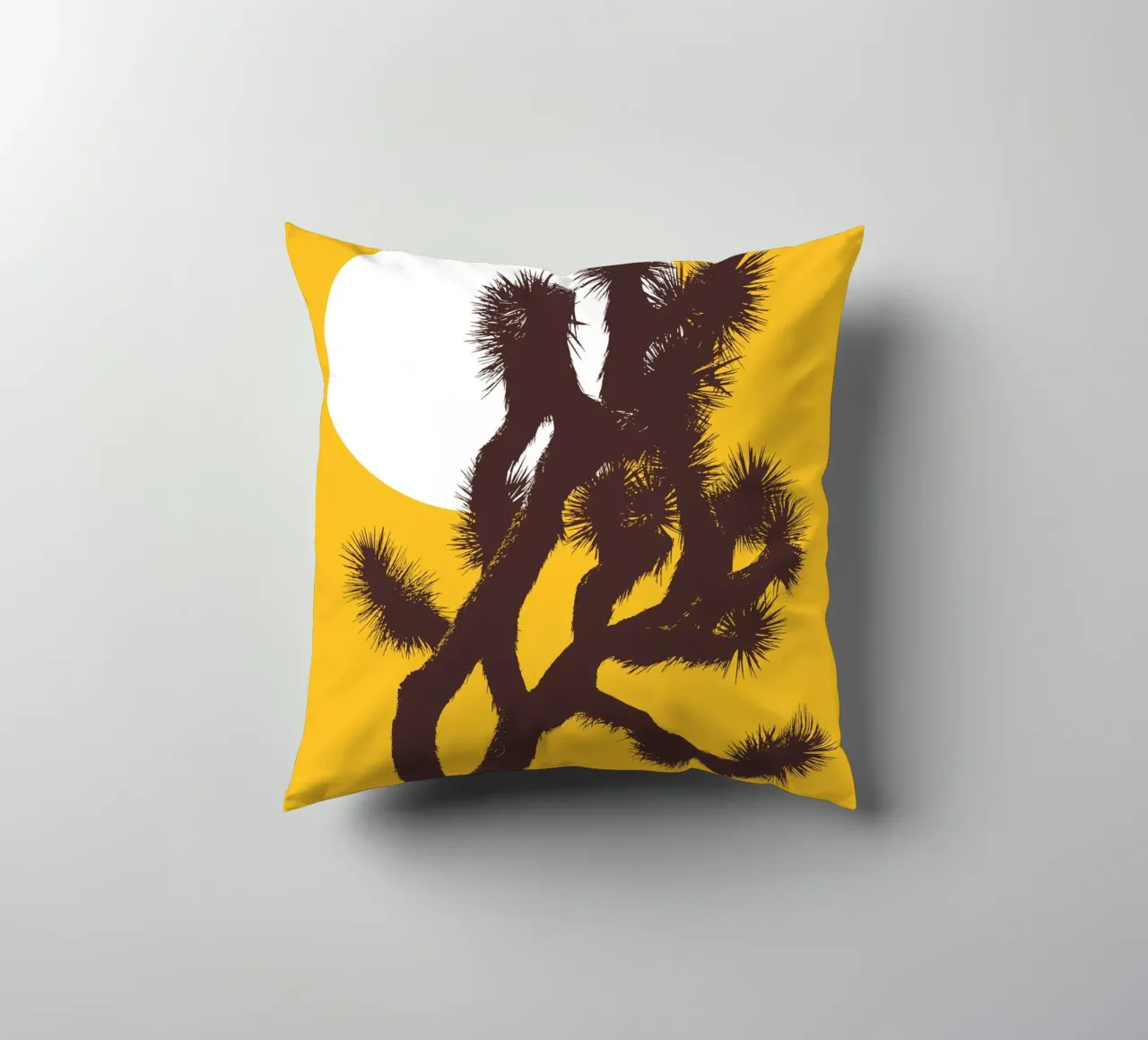 Joshua tree and the moon cuscino da apoloprints