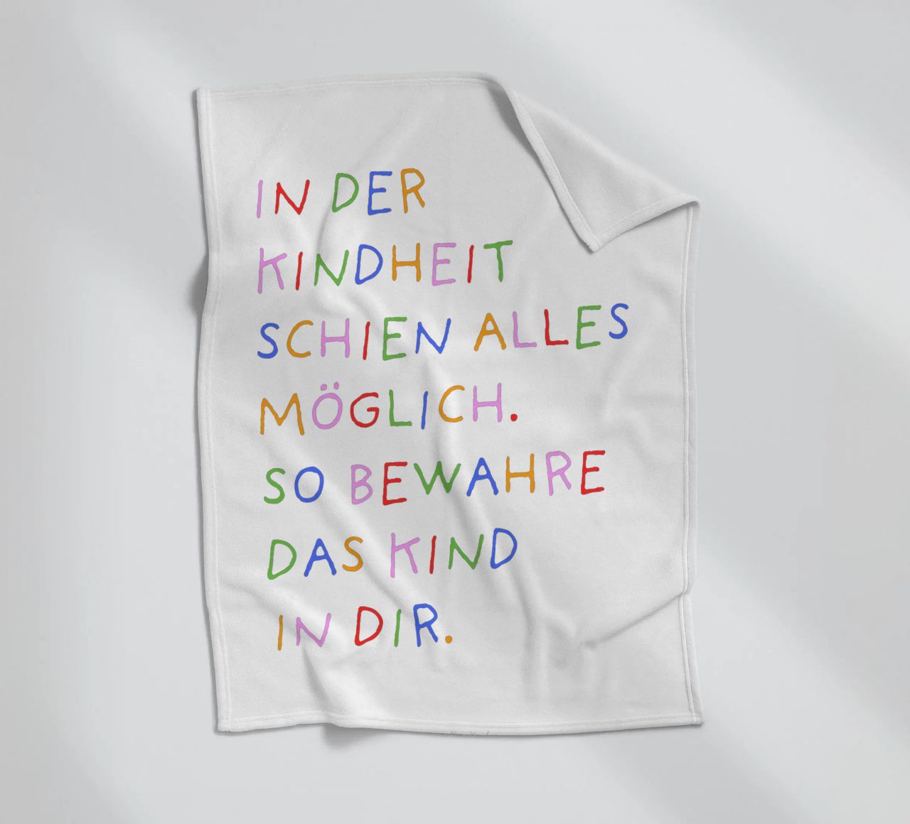 Bewahre das Kind in dir Fleecedecke von Ohkimiko