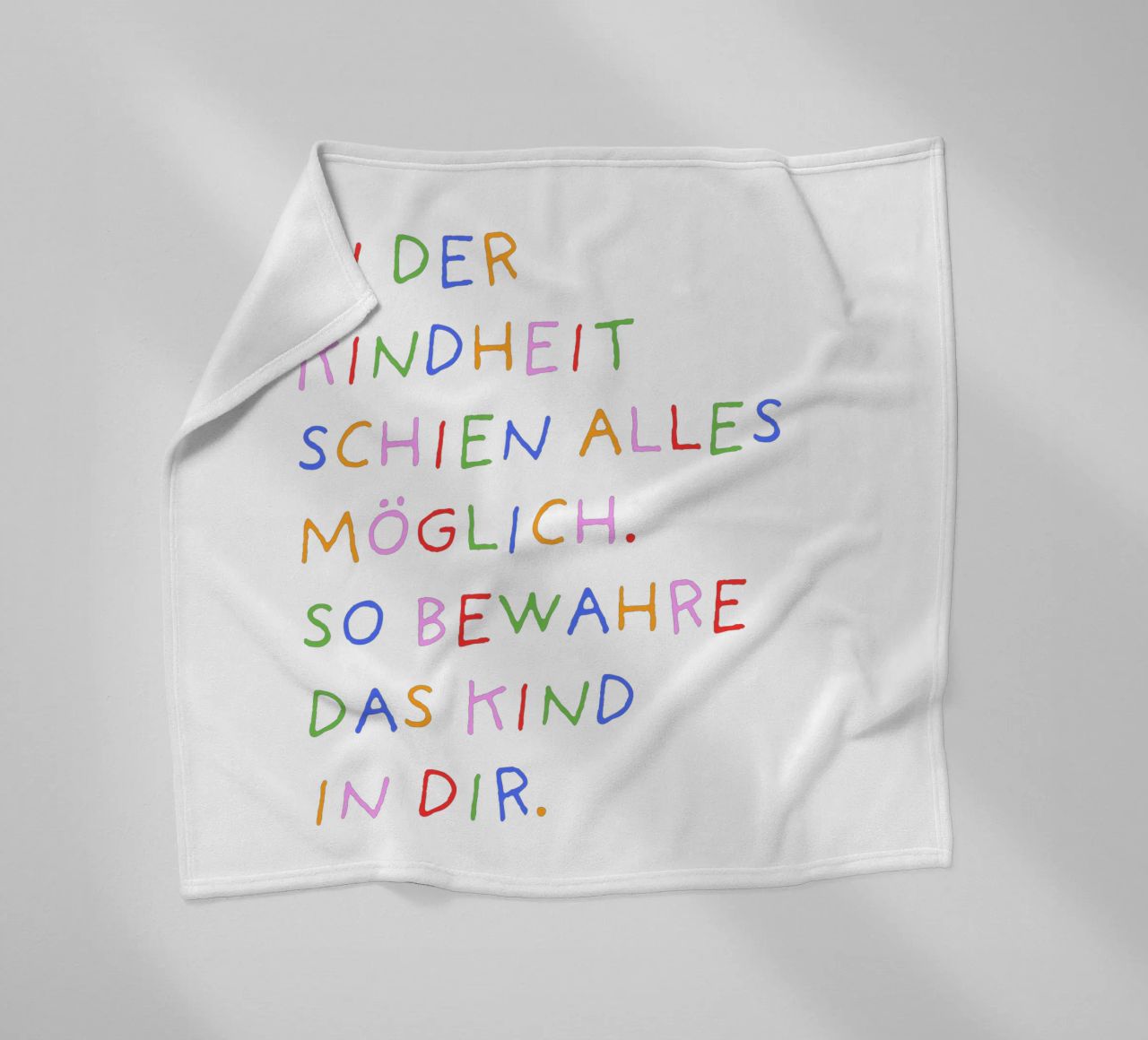 Bewahre das Kind in dir Fleecedecke von Ohkimiko