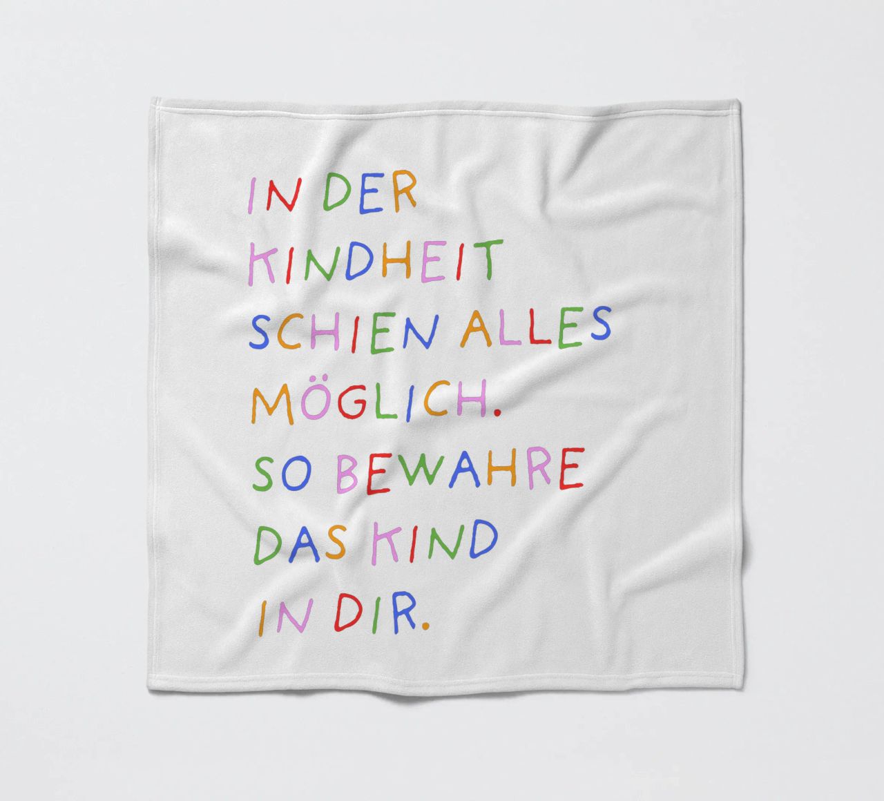Bewahre das Kind in dir Fleecedecke von Ohkimiko