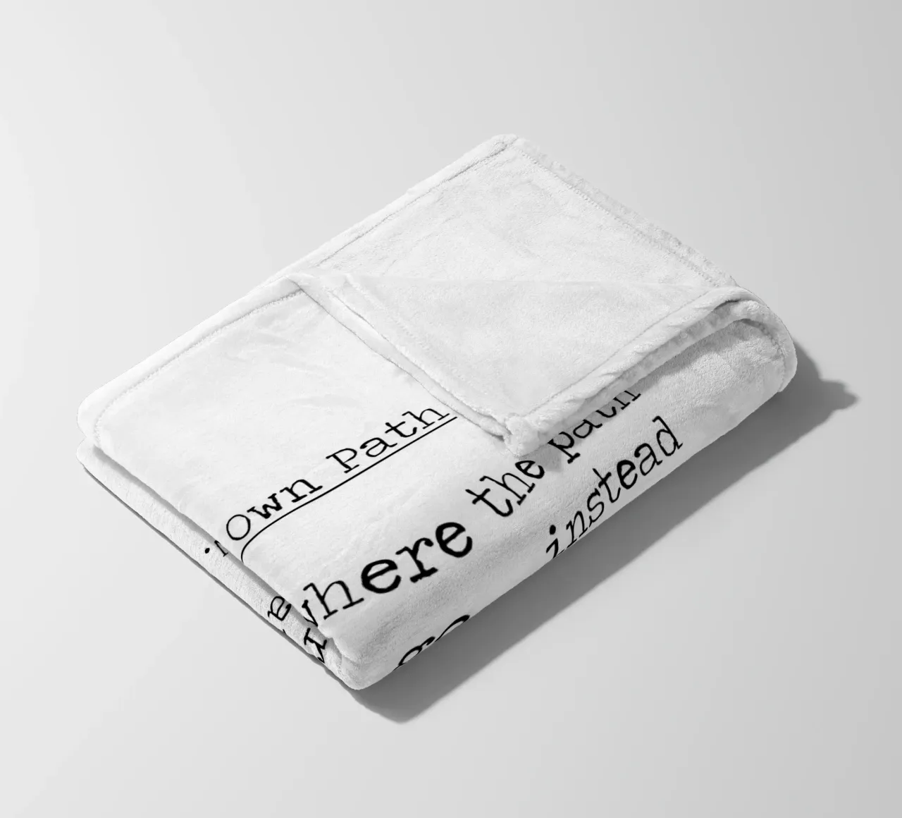 The path may lead. Leave a trail - Ralph Waldo Emerson Quote coperta in pile da Summer Soul Co. - Quotes