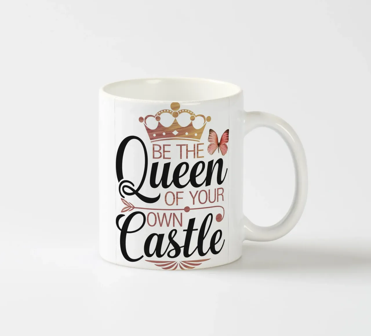 ESSERE LA REGINA DEL PROPRIO CASTELLO tazza in ceramica da logic