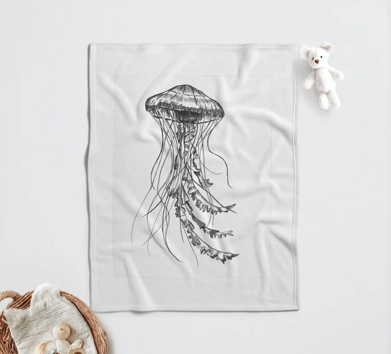 Qualle 1 fleece blanket by naturelines