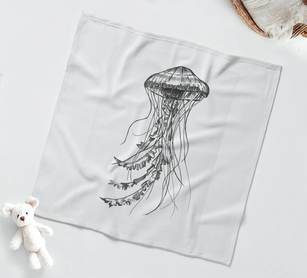 Qualle 1 fleece blanket by naturelines