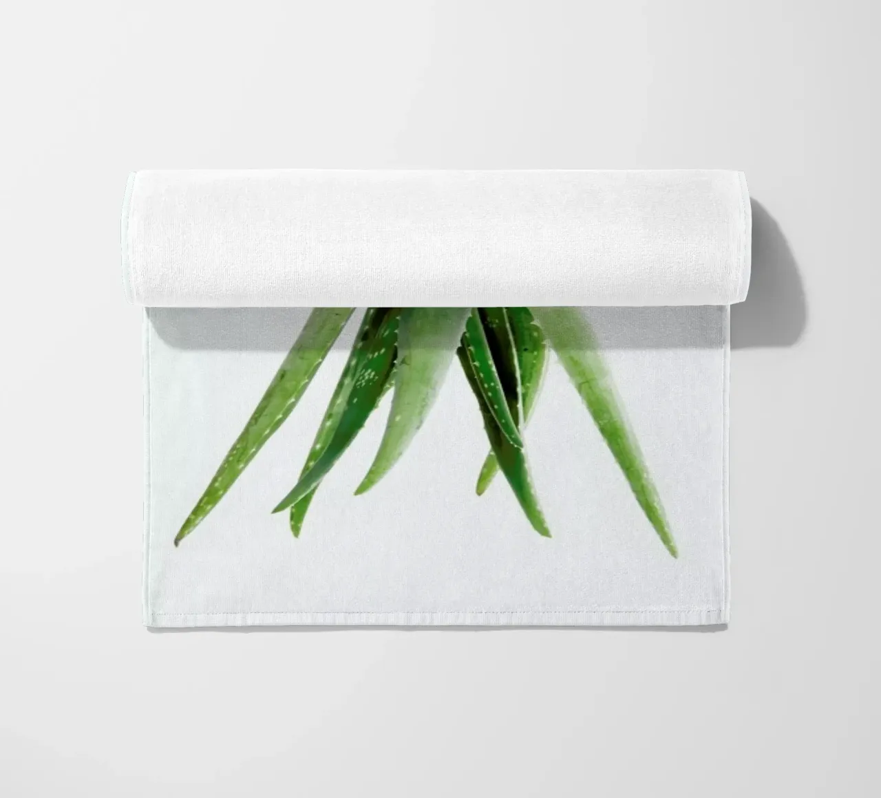 Aloe product.type.towel-beach common.byCreator Miles of Light