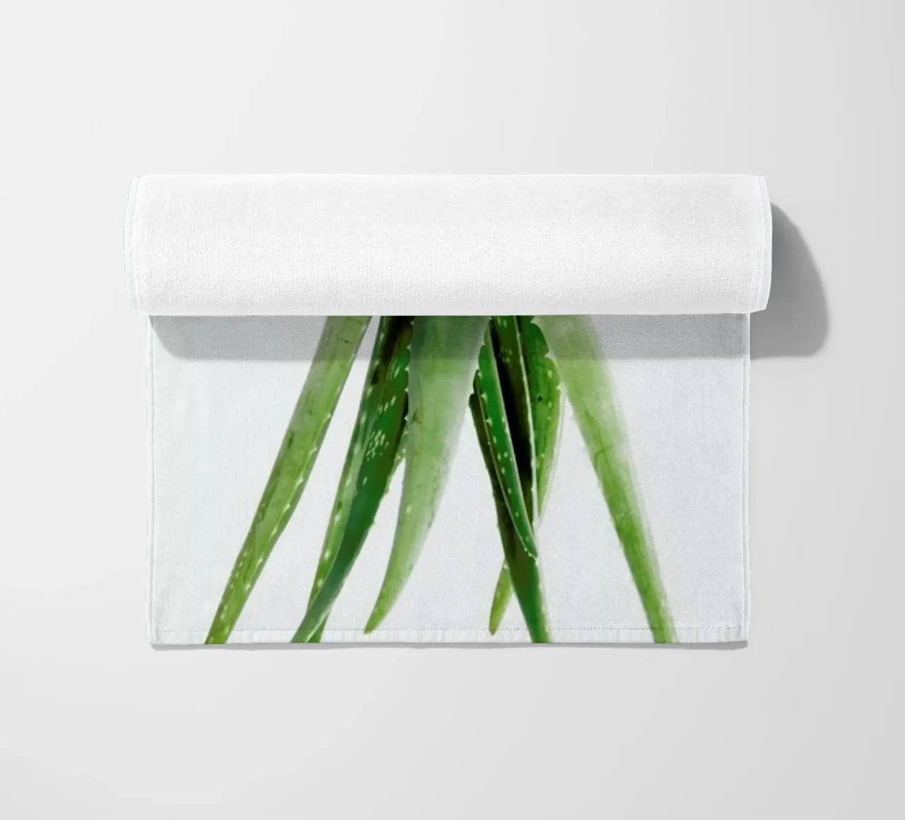 Aloe product.type.towel-beach common.byCreator Miles of Light