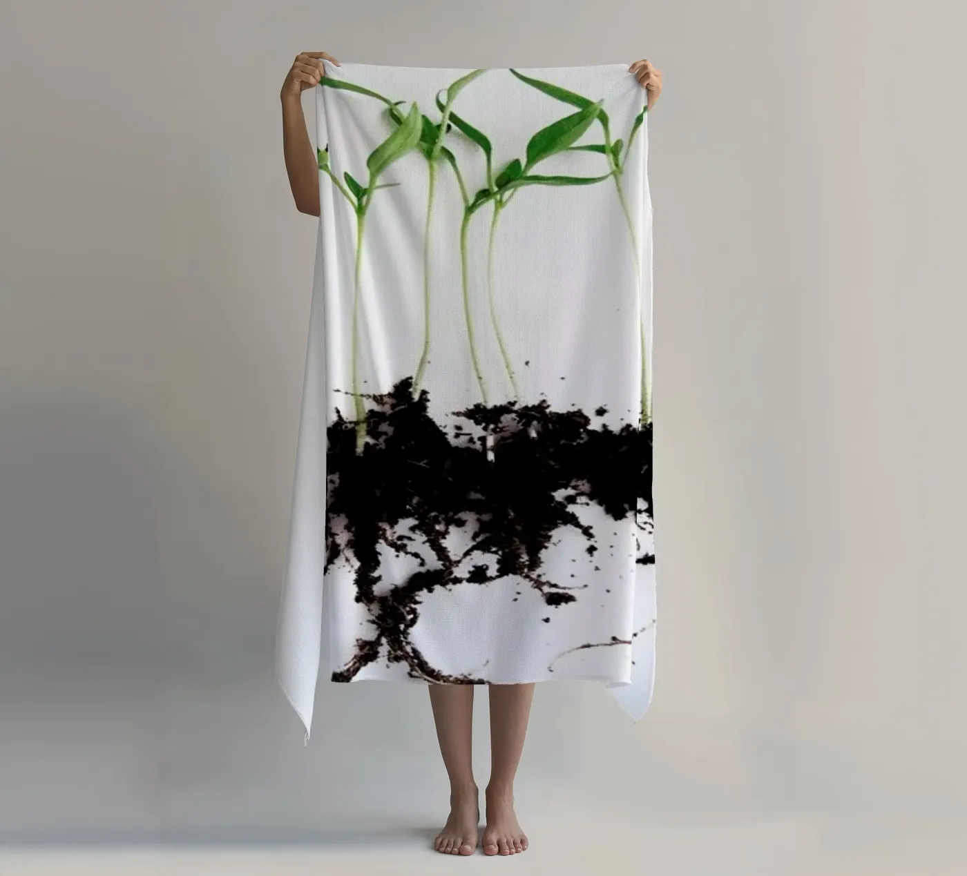 Pepper Sprouts Strandtuch von Miles of Light