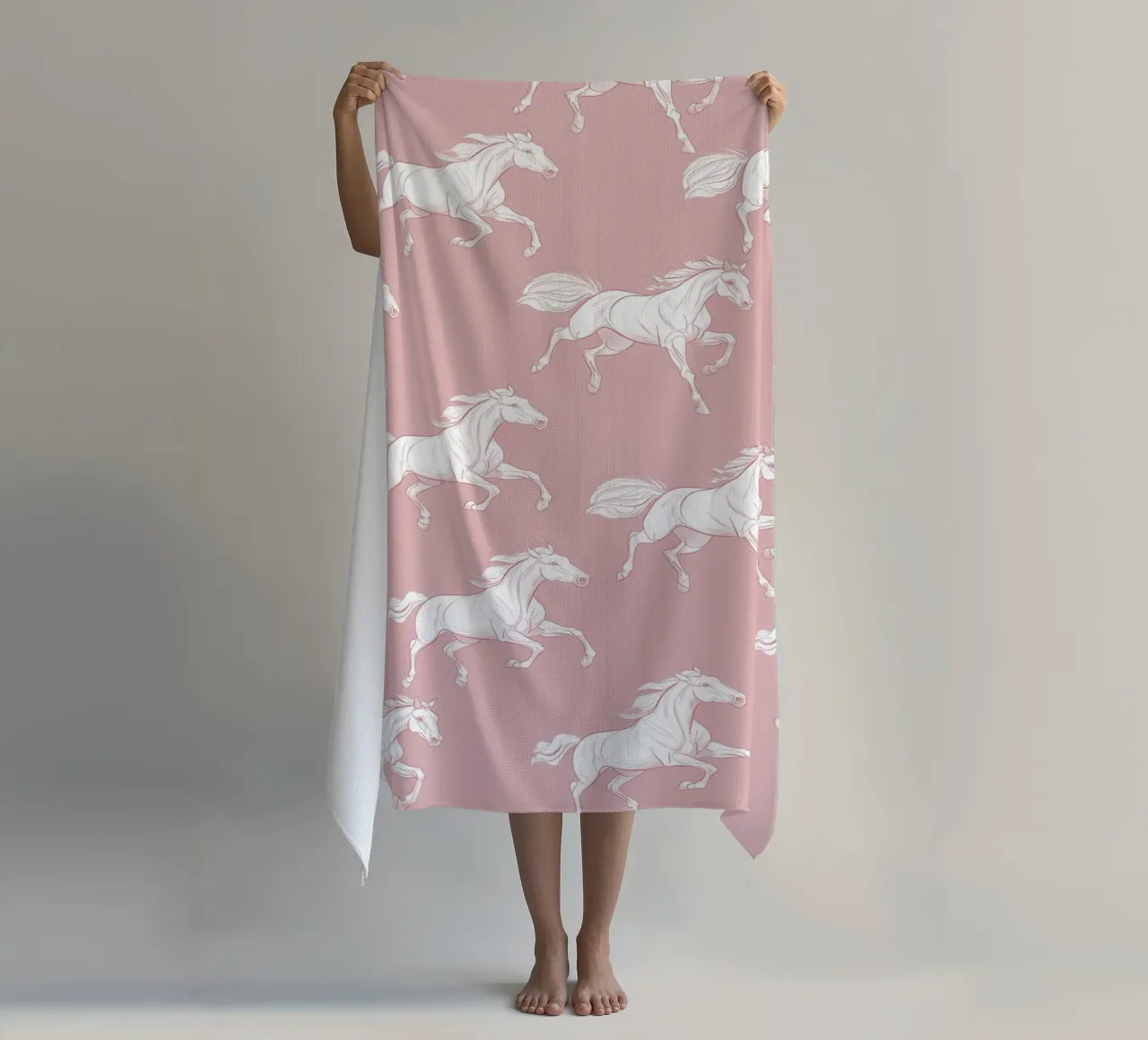 Motivo Cavalli bianchi telo mare da Jungle Joy Art