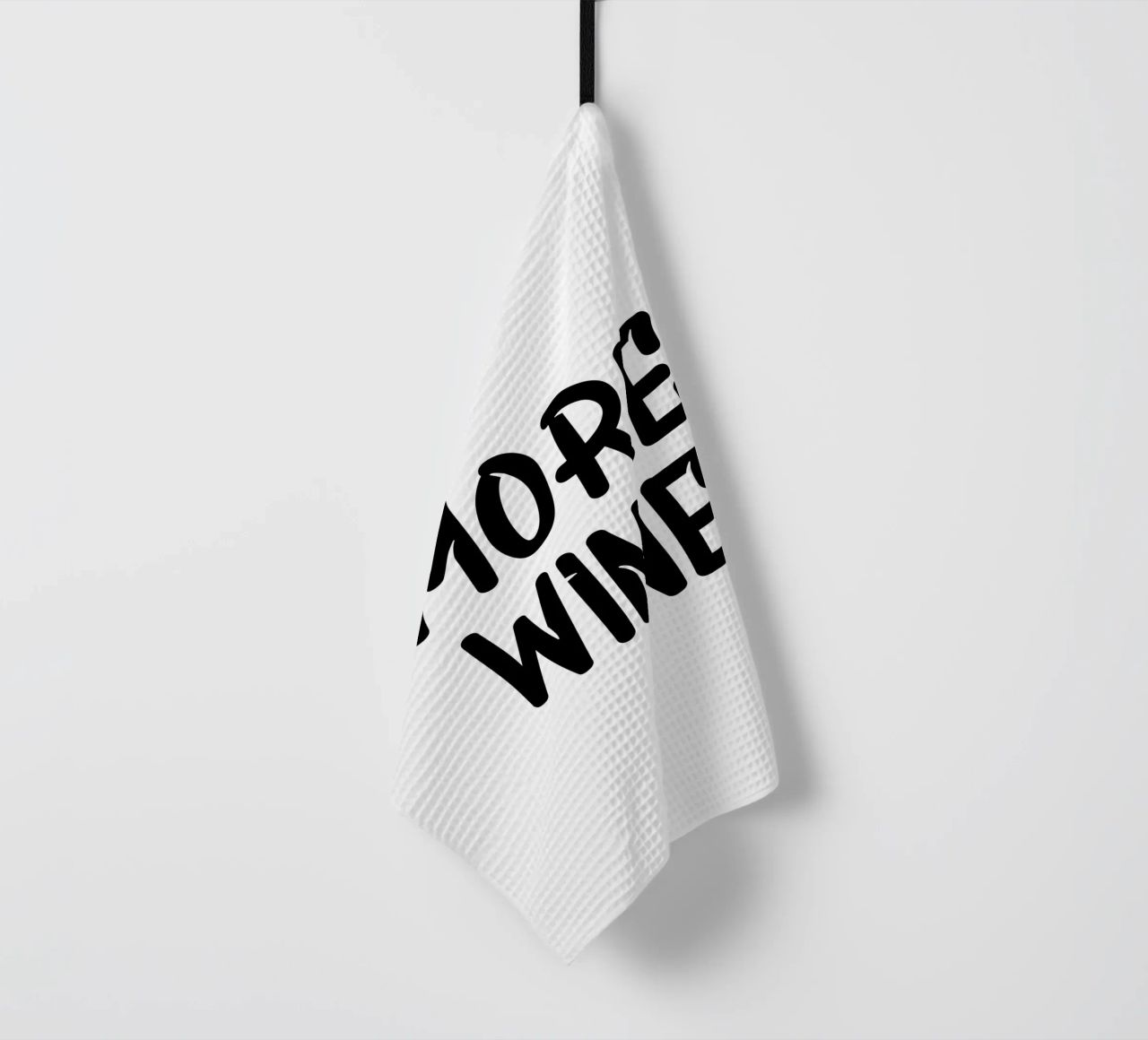 Plus Wine Typography Minimalist Simple Elegant torchon de YV TYPOGRAPHY