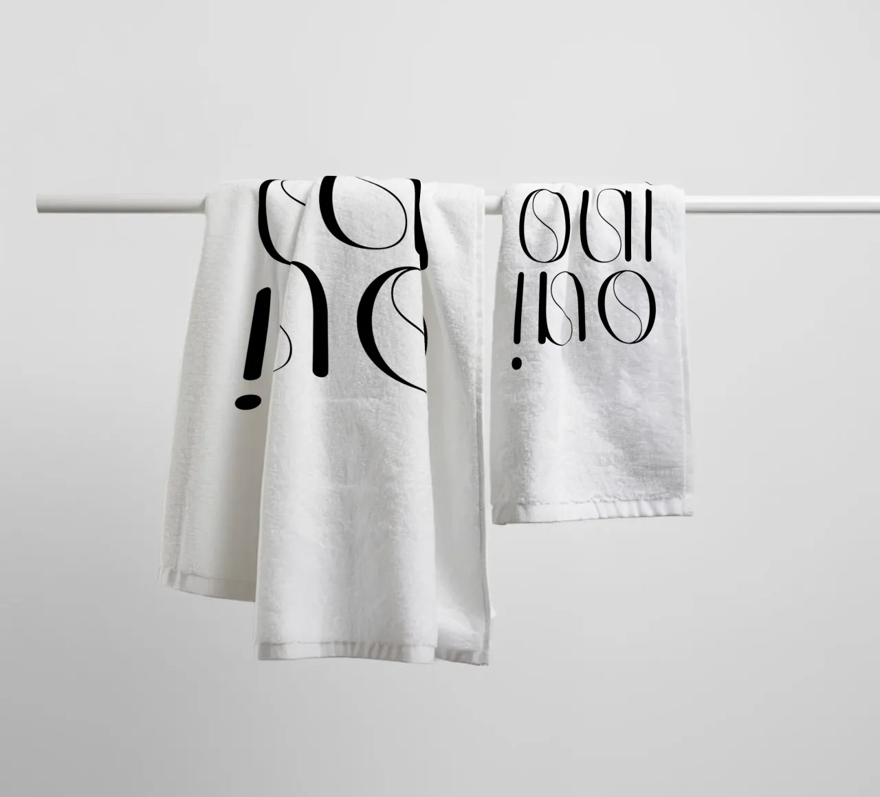 Oui Oui Typografie Minimalistisch Einfach Modern Handtuch von YV TYPOGRAPHY
