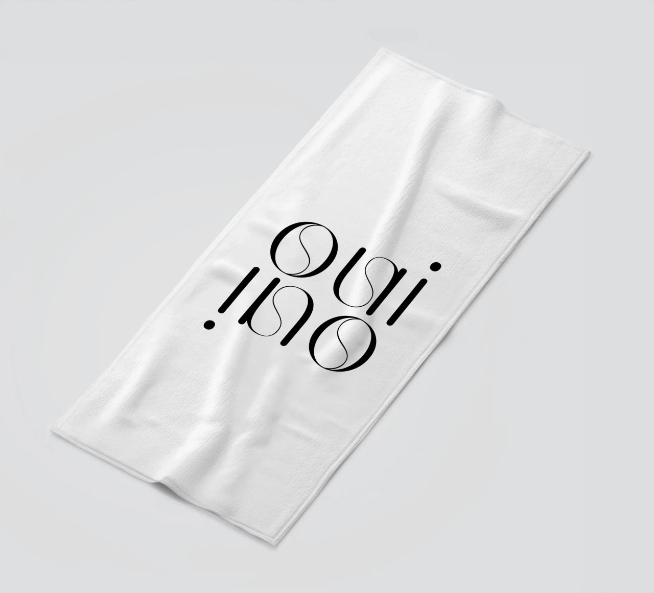 Oui Oui Tipografia Minimalista Semplice Moderna telo mare da YV TYPOGRAPHY