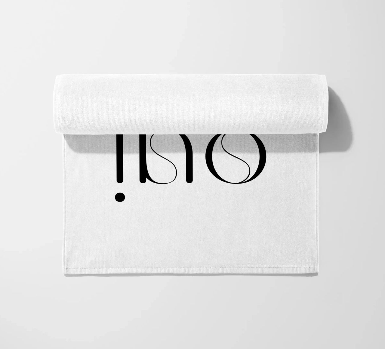 Oui Oui Tipografia Minimalista Semplice Moderna telo mare da YV TYPOGRAPHY