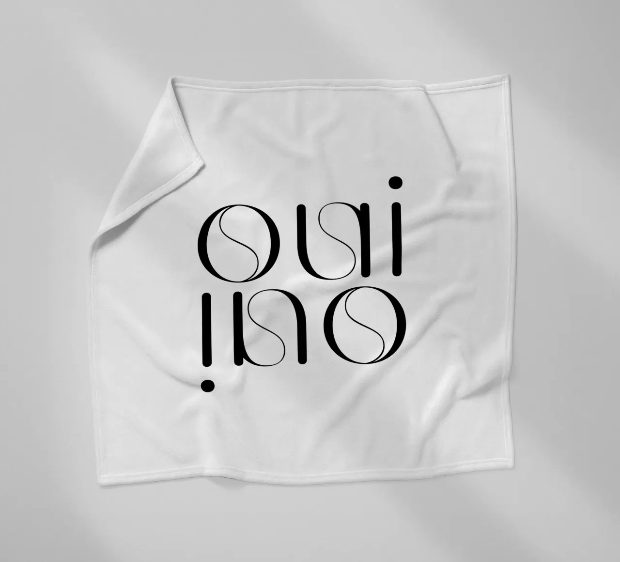 Oui Oui Tipografia Minimalista Semplice Moderna coperta in pile da YV TYPOGRAPHY