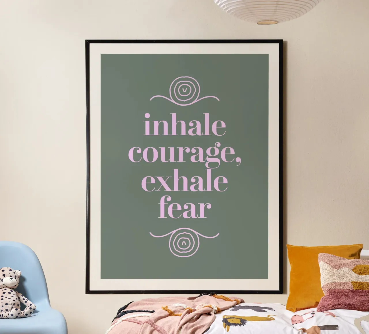 Inspirare coraggio, espirare paura poster con telaio in legno da logic