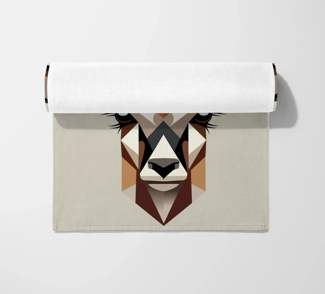 Geometrisch antilopenhoofd - elegantie en wildernis gecombineerd strandhanddoek van namosh