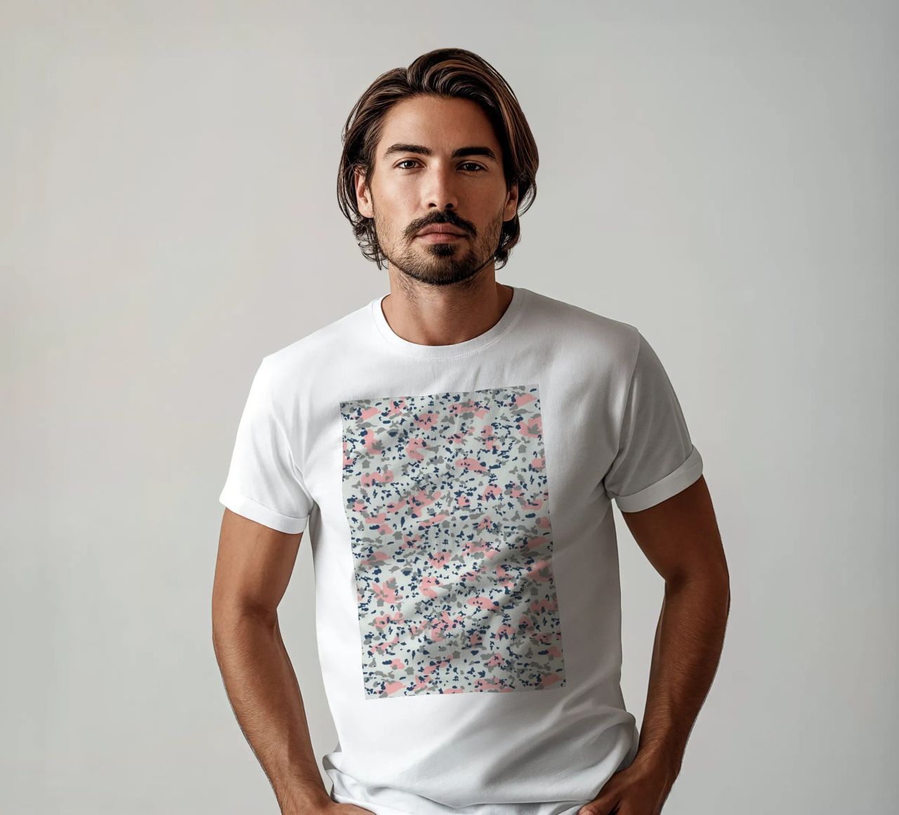 UN/HIDE - Camo Rmady Fathi t-shirt da Arthelps gGmbH