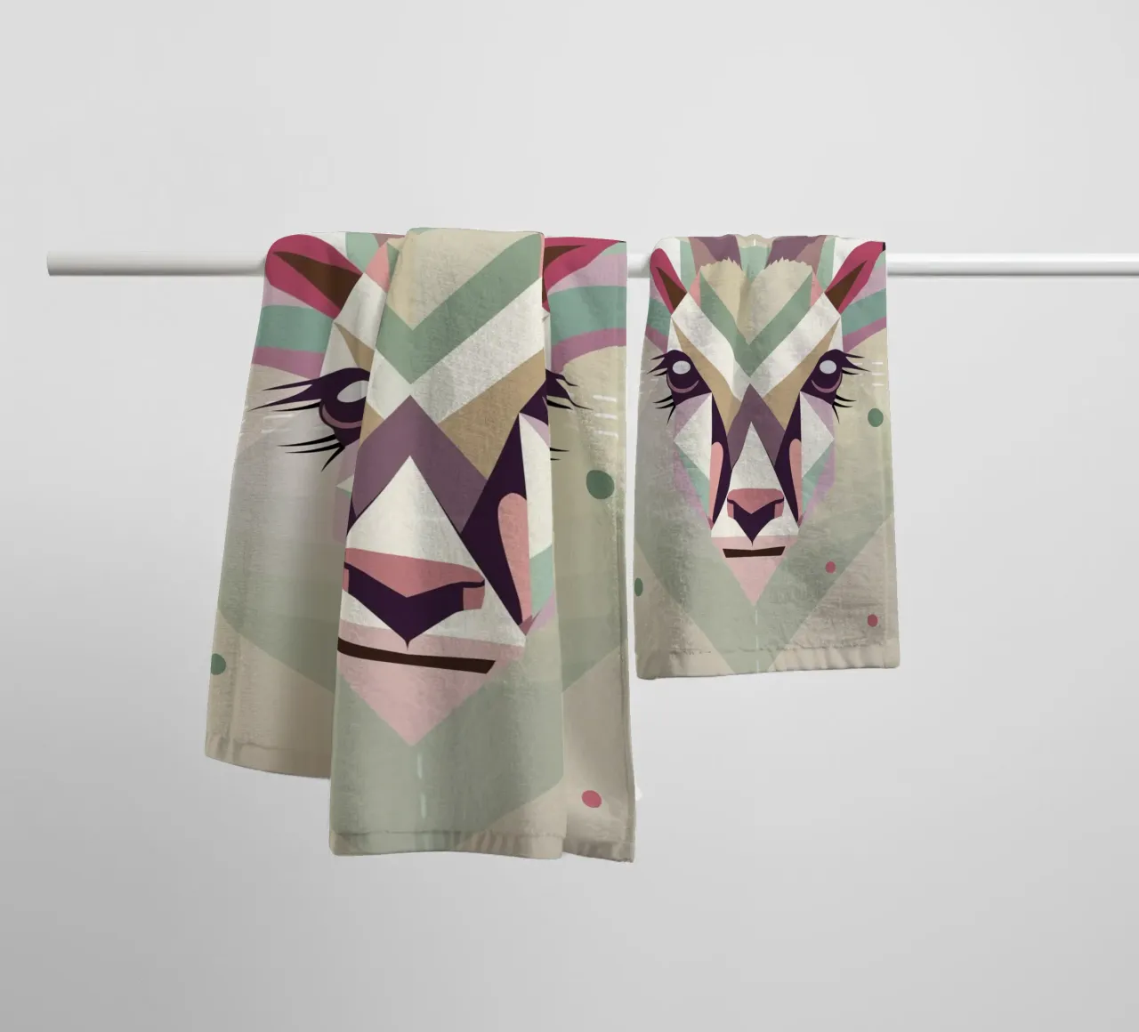 Testa dikdik geometrica e colorata - eleganza moderna asciugamano da bagno da namosh