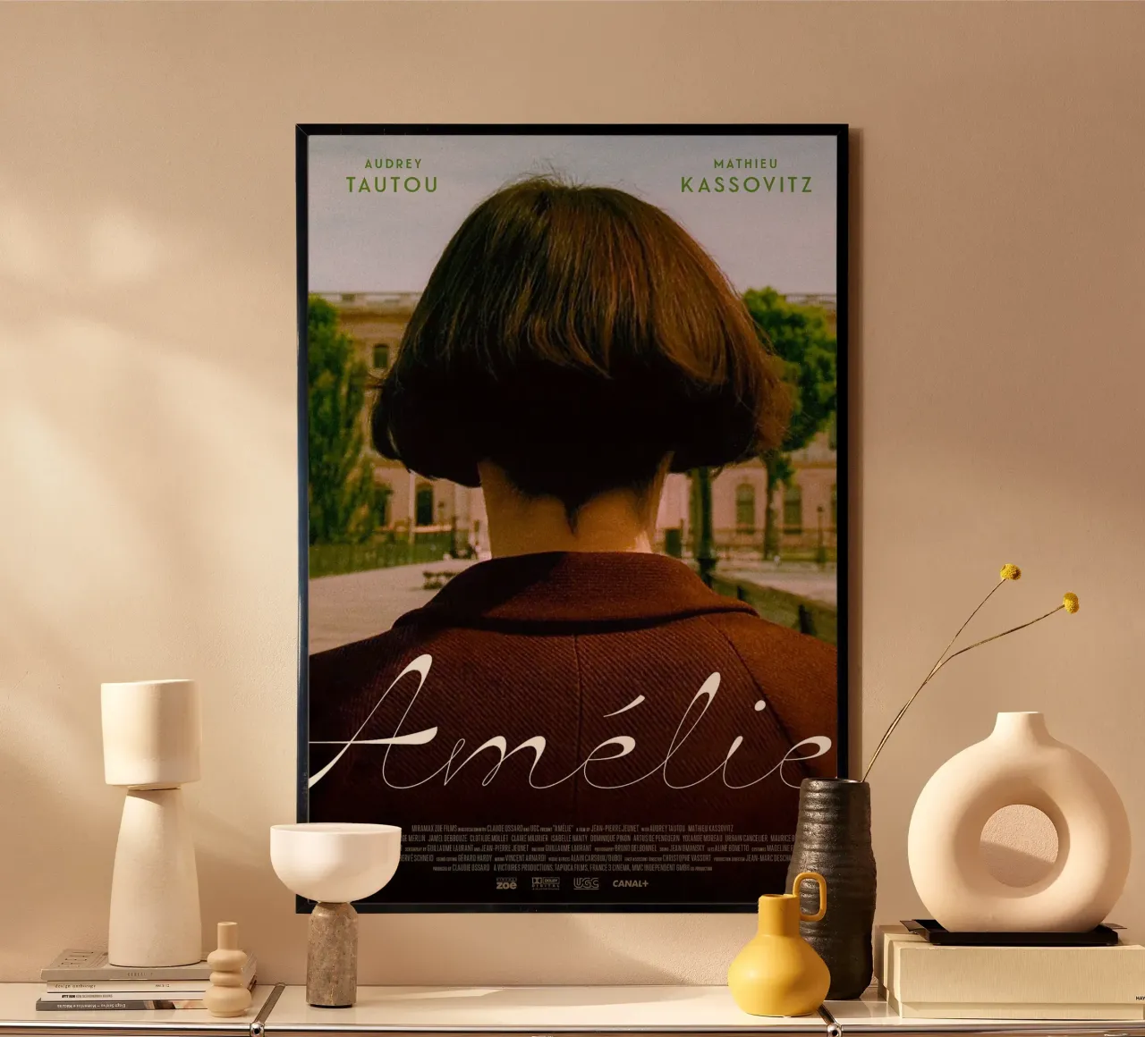 Amelie / Amélie poster con telaio in legno da Attaboy Dsgn
