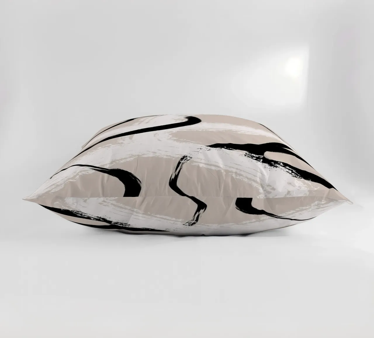 The New Simple No 79 Kissen von treechild