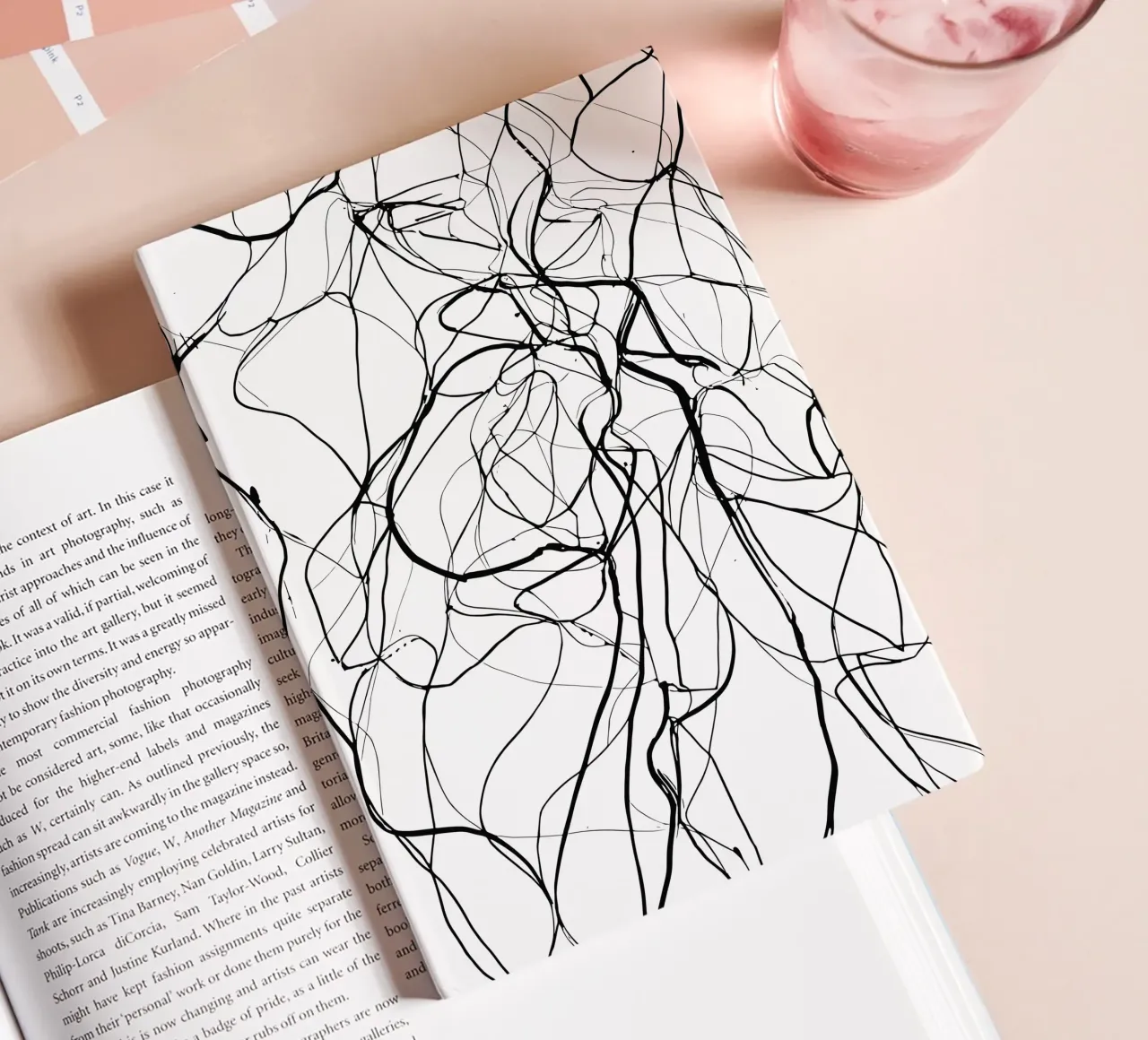 Line art with depth - abstract composition for stylish notebook by Kunst und Kontrast