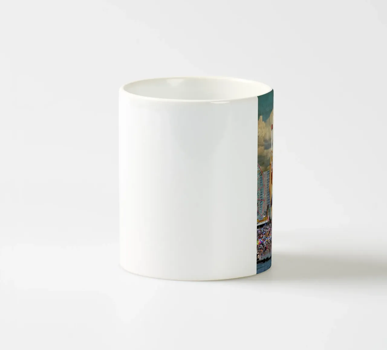Brooklyn Pinup tazza in ceramica da Jason Brueck