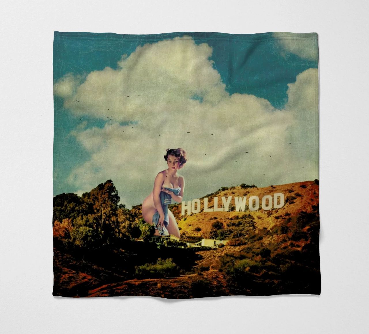 L.A. Pinup coperta in pile da Jason Brueck