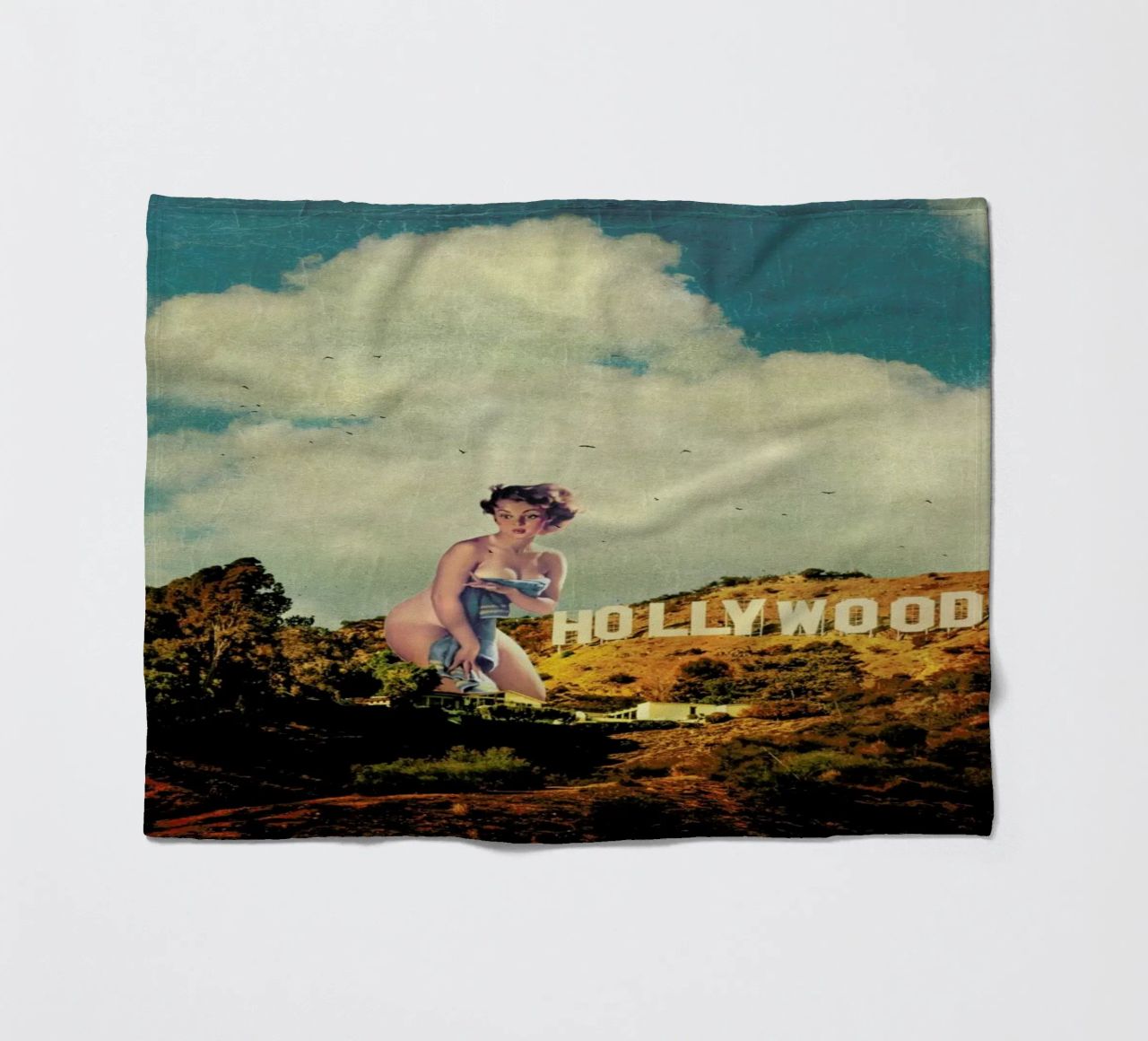 L.A. Pinup coperta in pile da Jason Brueck