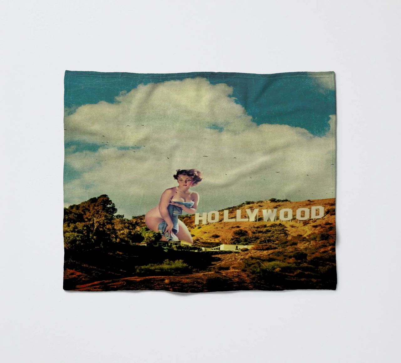 L.A. Pinup coperta in pile da Jason Brueck