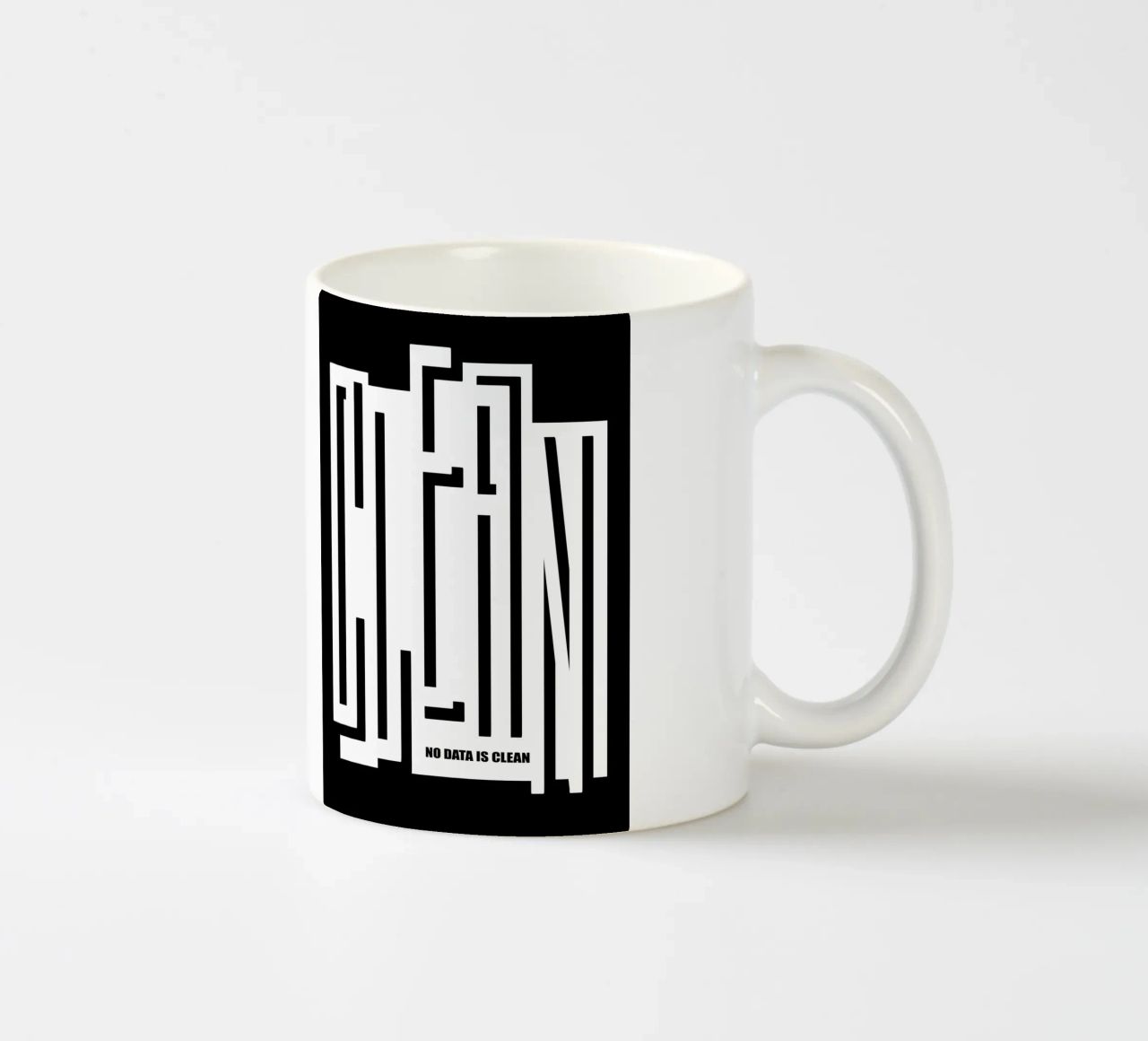 CLEAN - no data is clean tazza in ceramica da LIMITED EDITION LETTERS