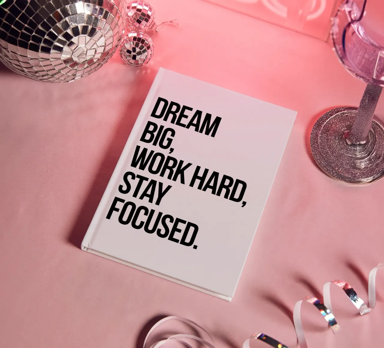 Droom groot, werk hard, blijf gefocust notitieboek van logic