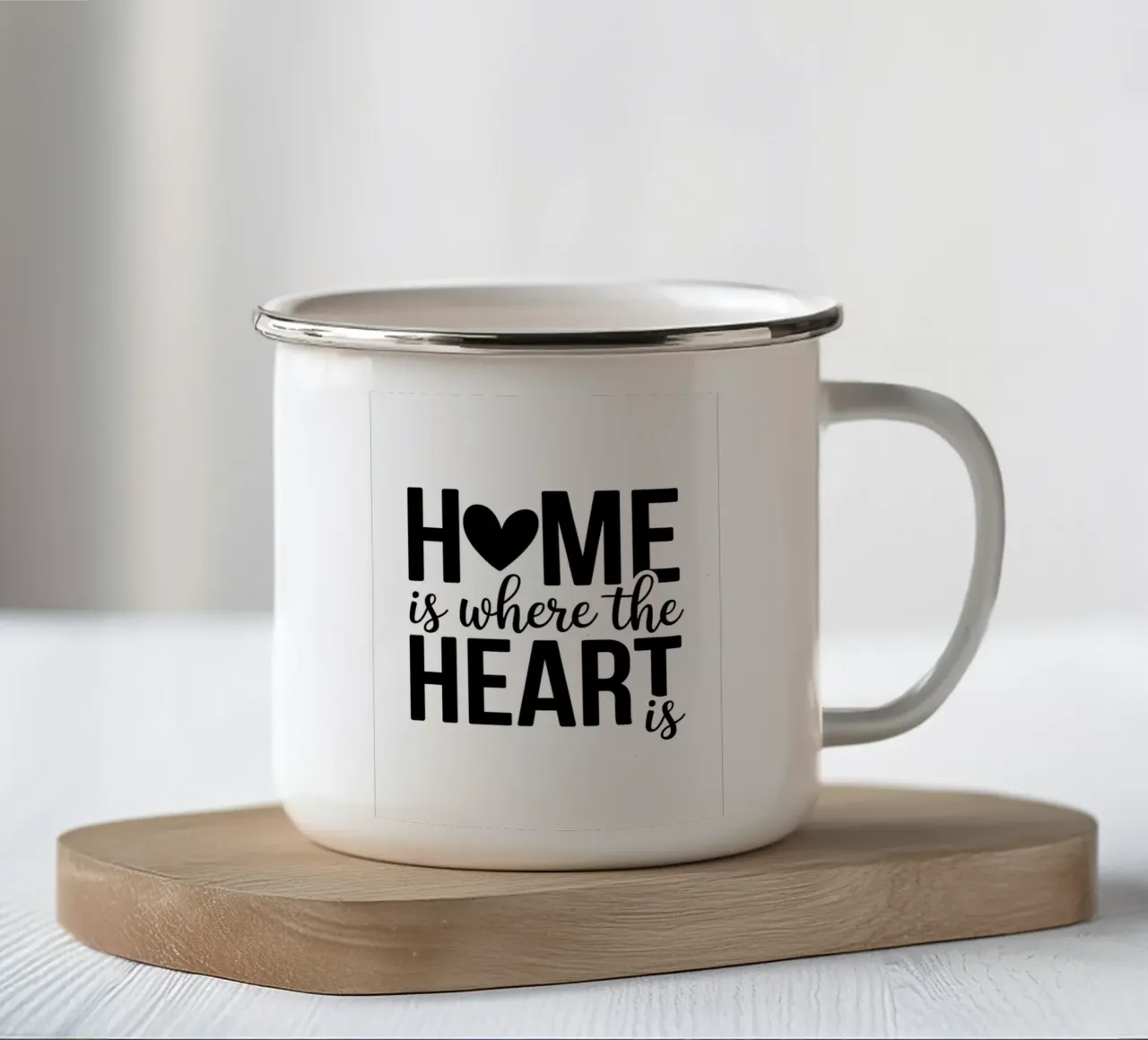 La casa è dove c'è il cuore tazza in smalto da logic