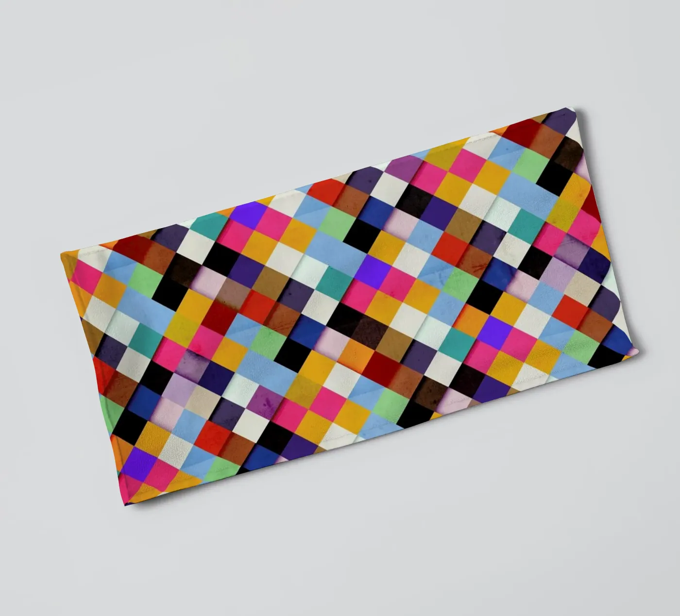 Pass this bold towel by Danny Ivan