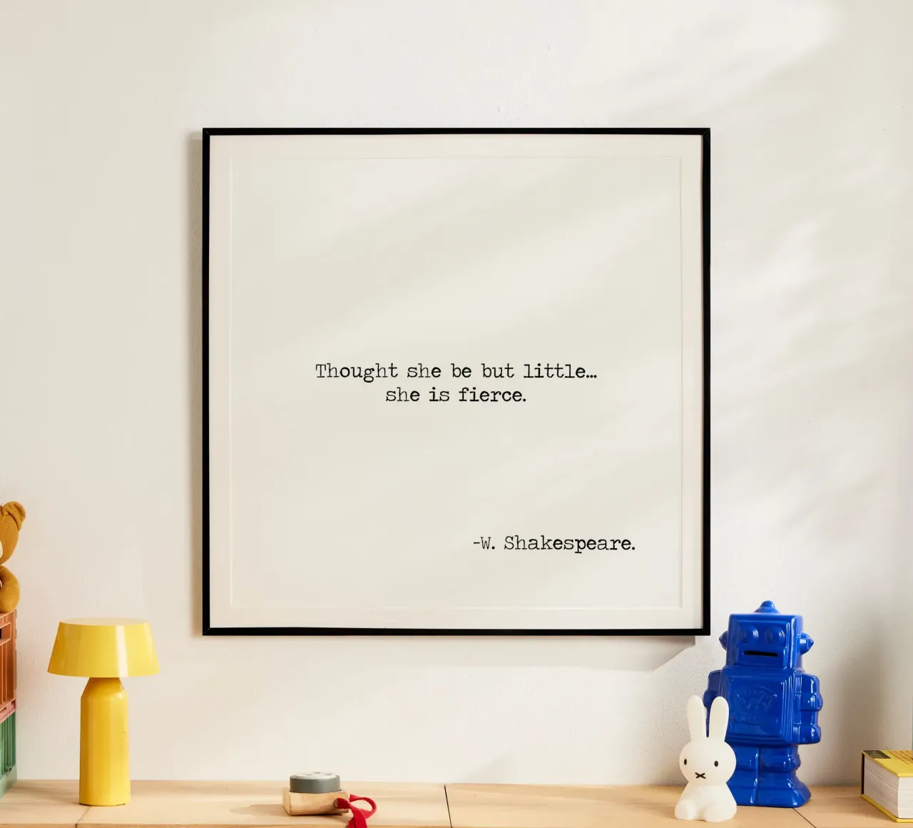 "Obwohl sie klein ist, ist sie stark" - Zitat Shakespeare Hahnemühle von Summer Soul Co. - Quotes