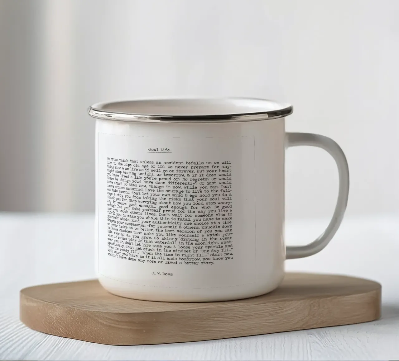 Soul Life - A W Doys - Citazione minimalista in bianco e nero tazza in smalto da Summer Soul Co. - Quotes