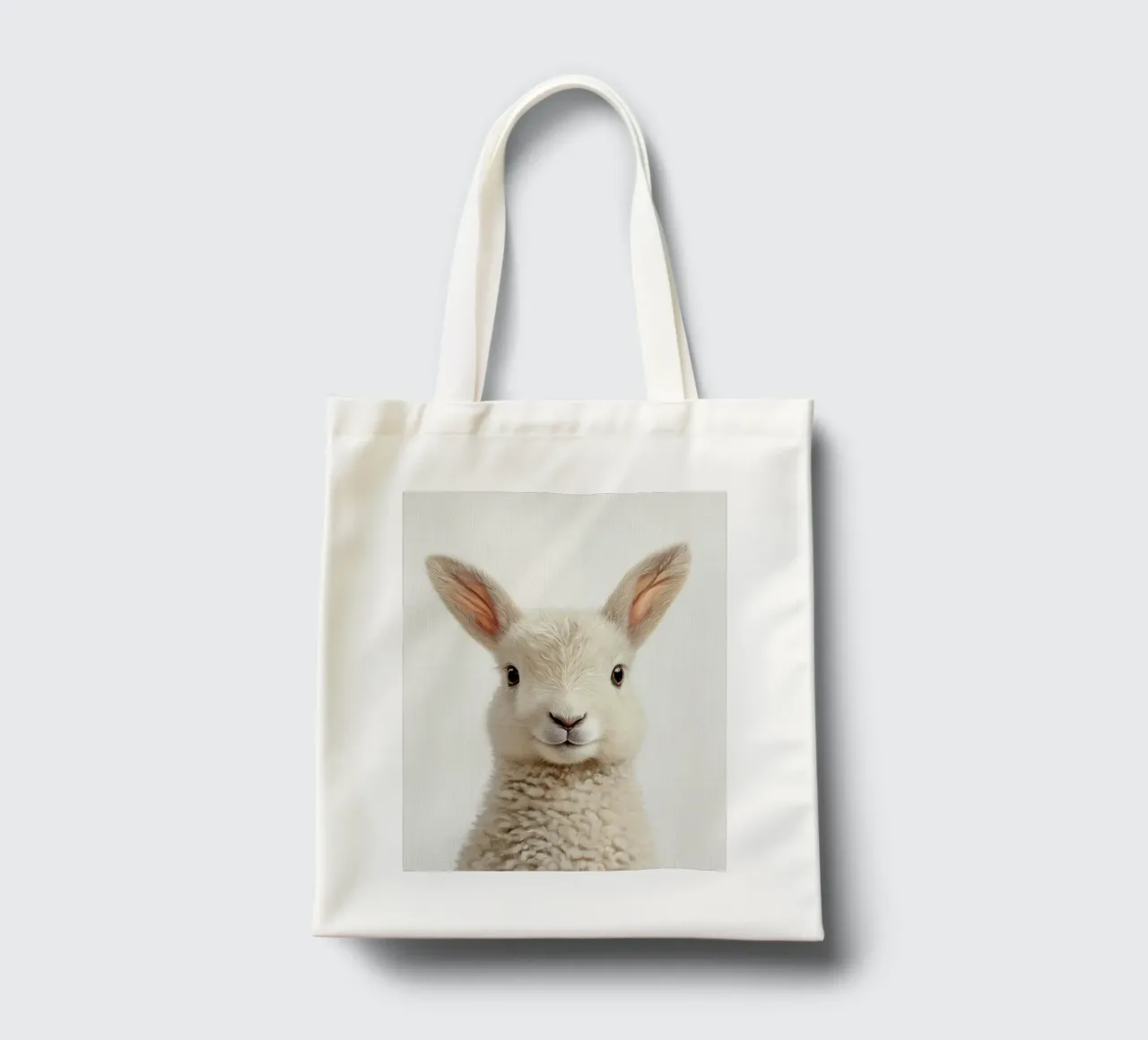 Lisa cute baby lamb tote bag by Carinaprint