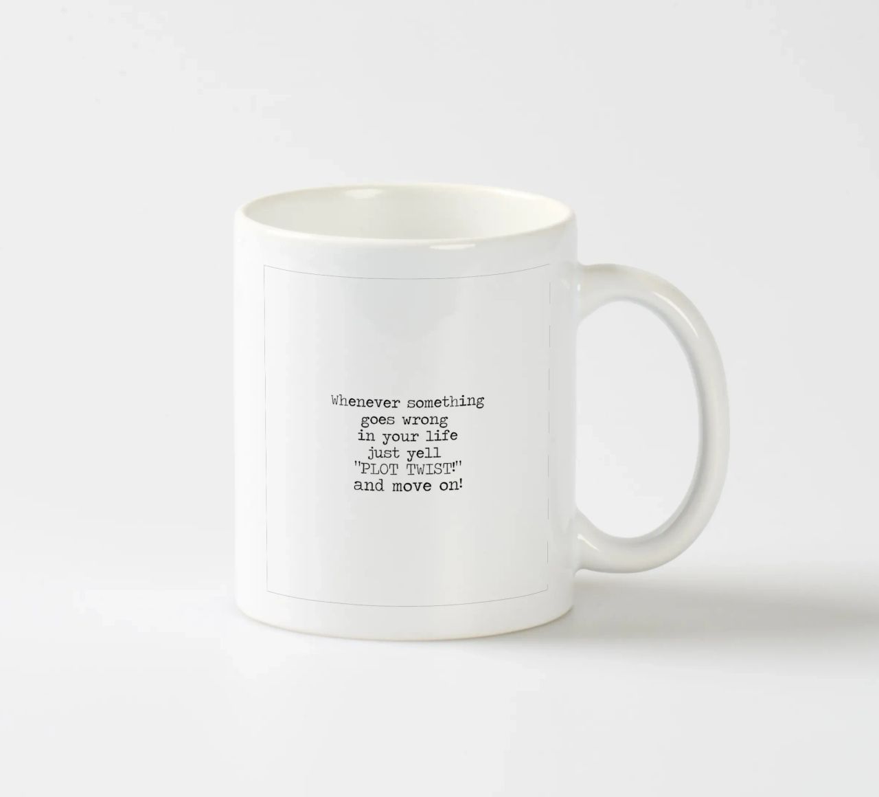 Ogni volta che qualcosa va storto urlate semplicemente colpo di scena! Citazione tazza in ceramica da Summer Soul Co. - Quotes