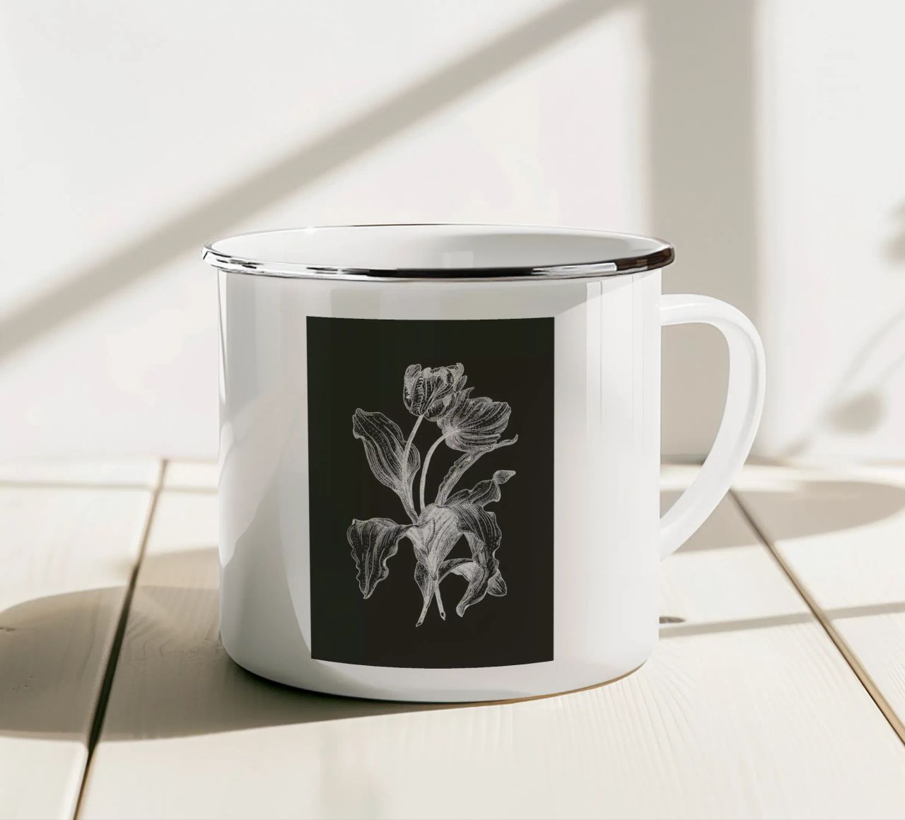 Tulips - White on Grey tazza in smalto da Pen & Ink