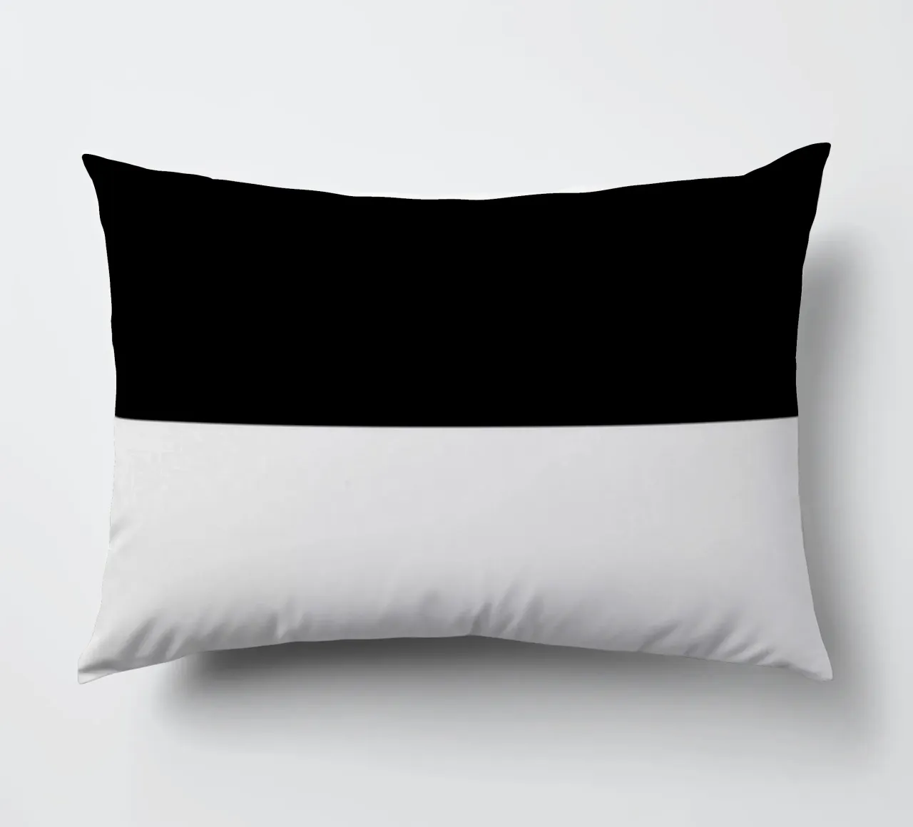 Et blanc en noir cuscino da Danny Ivan