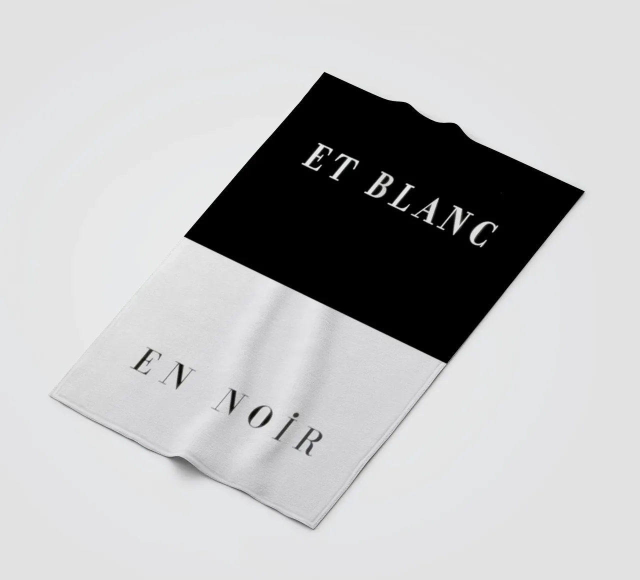 Et blanc en noir coperta in pile da Danny Ivan
