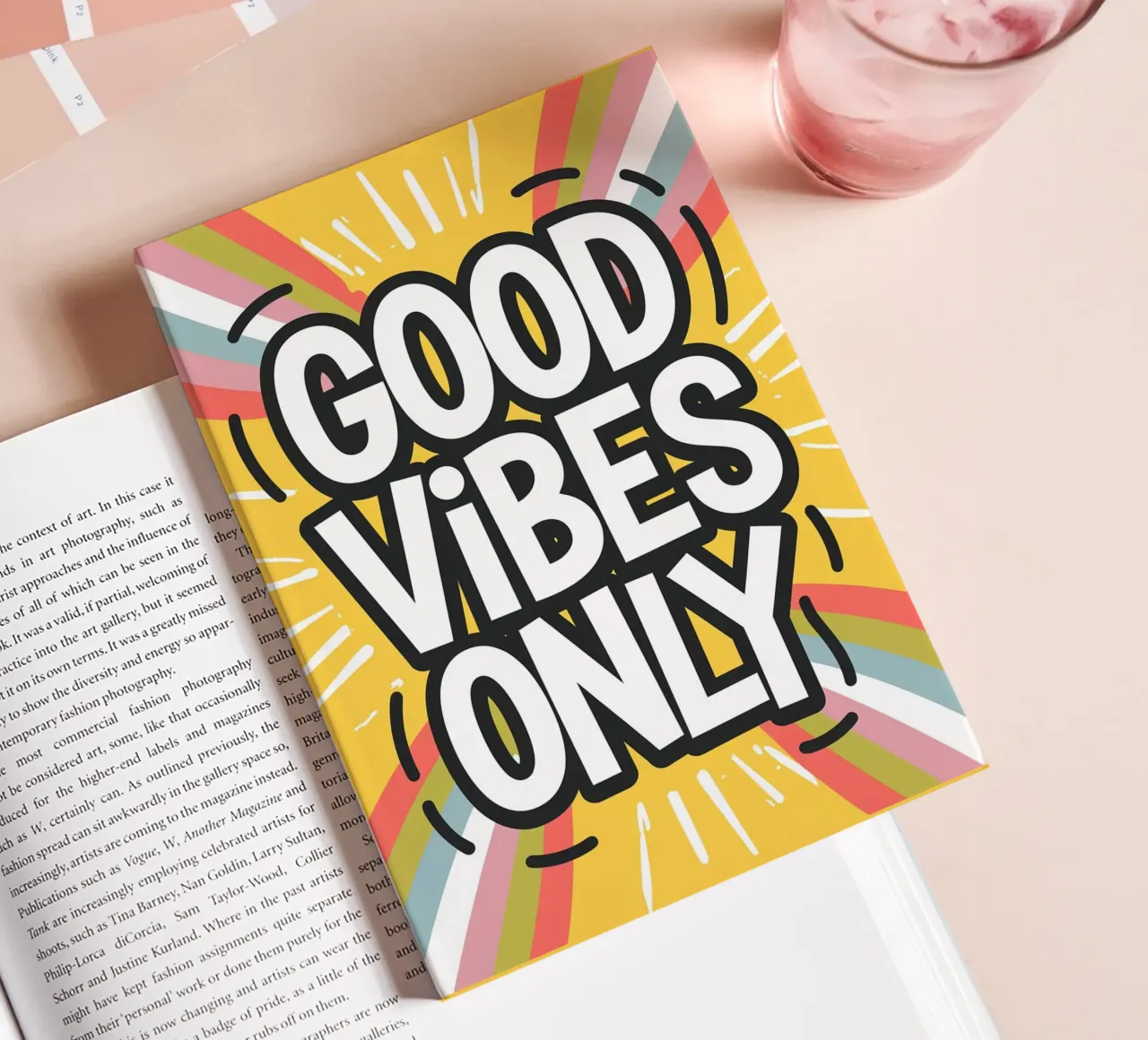 NUR GUTE SCHWINGUNGEN Notizbuch von logic