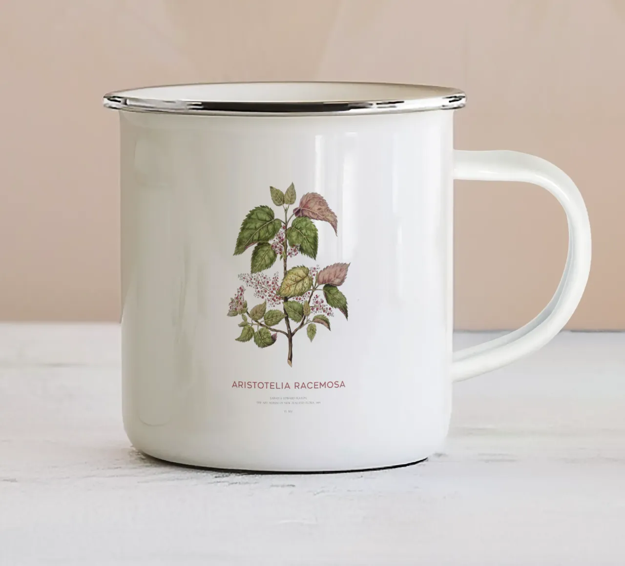 Uva di mare o Aristotelia racemosa tazza in smalto da Vintagrafica